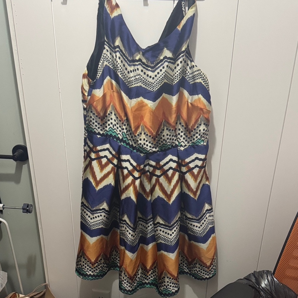 Chevron size 12 Patterned Sleeveless Dress